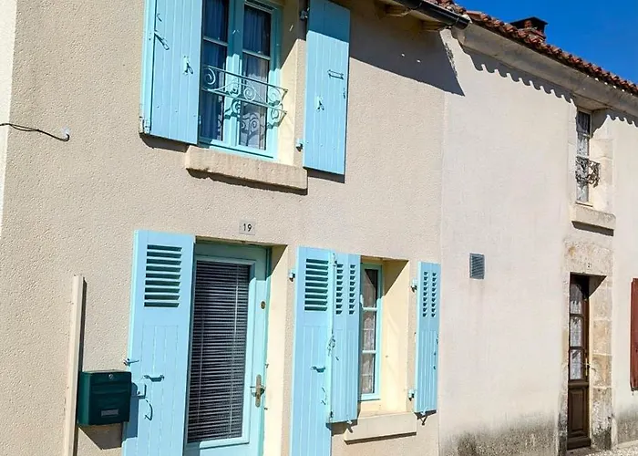 Maison De Village Classe Petite Cite De Caractere